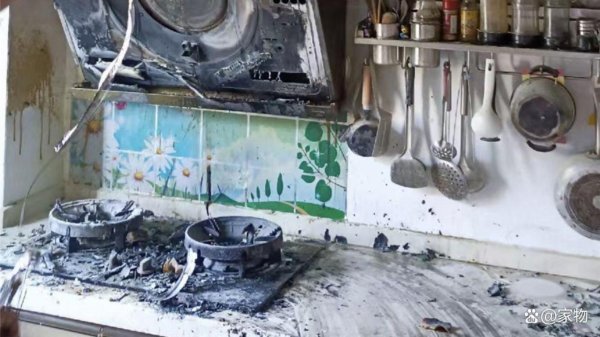 永旺配资 注意！燃气灶旁不要放这5样东西，一不留神就爆炸，太危险了